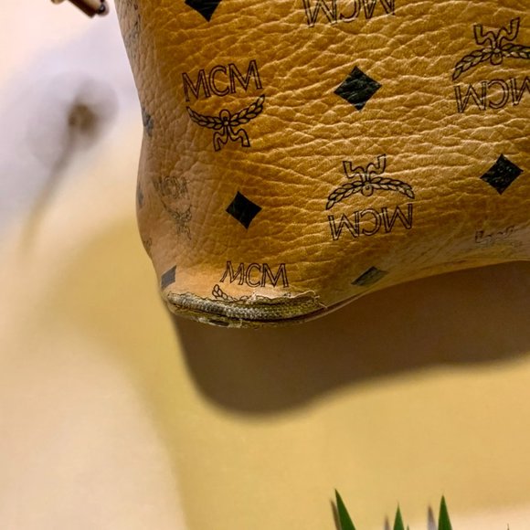 Authentic MCM Liz Reversible Visetos Shopper (med) - Picture 11 of 16